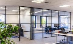 The Role of Aluminium Framed Glass Partitions in Modern Architecture