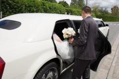 Make Your Wedding Entry the Best with a Wedding Limo Service