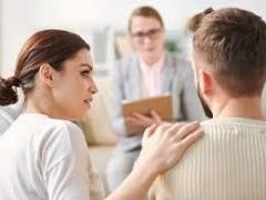 How To Choose The Right Marriage Therapist For You