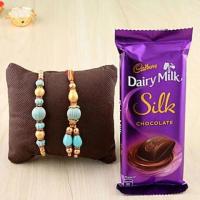 Send Rakhi Gifts Under 500 With Same Day Delivery