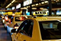 Exploring Taxi Services from Heathrow Airport to Key Destinations