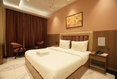 Find Your Ideal Stay: Greater Noida Hotel Rooms