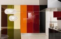 Why Lacquered Glass Partitions Are Uniquely Stylish and Functional