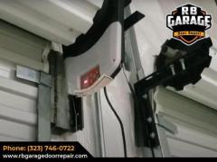 Expert Roll-Up Garage Door Services in Los Angeles