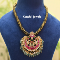 Introduction to Jadau Kundan Jewelry