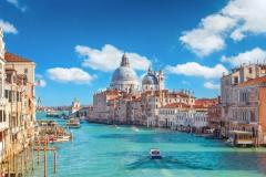 Explore Venice’s Charm with Venice Walking Tours