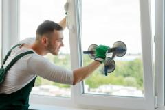 Affordable Window Glass Repair Experts Ready to Assist