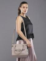 Exclusive Collection of Tote Bags for Women – Shop at Redvale.in!