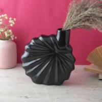 Buy Vases Online at Dusaan - Premium Selection for Home Décor