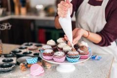 why should you take cake baking classes to grow your cooking passion?