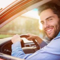 Enroll In The Best Driving School For Your Driving Lesson