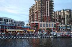 Destin Harbor Boardwalk | Shops, Dining and Entertainment