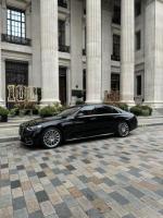 Travel in Comfort and Style with Our Mercedes V Class Chauffeur in London