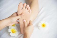 Step into Heaven with a Sensational Feet Massage