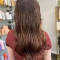 Perfect Women's Hair Blowout for a Glamorous Finish at Glow