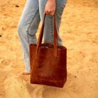 Spacious and Stylish Leather Tote Bags