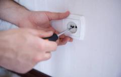 Power Up with Reliable Electrician Services in Gold Coast – Safety, Efficiency, and Expertise!