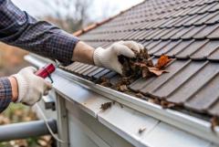 Home Gutter Cleaning in Martinez – Reliable & Affordable!