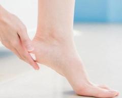 Heal Painful Cracked Heels with FootDefend Treatments Today