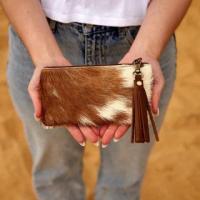 Best Cowhide Handbags and Purses 