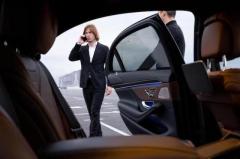 Travel in Comfort with Luxury Taxi Service Today