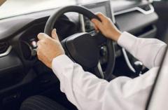 Affordable Driving School in Springwood – Learn with Experts