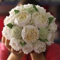 Explore Stunning Artificial Flowers Online – Elegant Decor by Dusaan