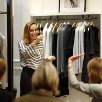 Julia Blank: Elevate Your Style with Expert Personal Stylist for Women