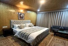 Luxury hotel rooms in manali