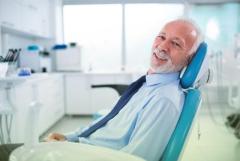 Dental Implants in NE, Calgary – Expert Care by Dr. Brent MacDonald